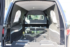 2018-Lincoln-MKT-Stratford-2